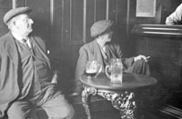 Pub scene, Humphrey Spender (1910–2005), © Bolton Museum and Archive Service.